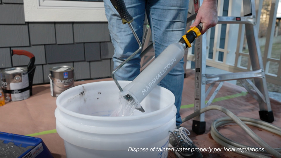 attach the roller cleaner to a hose to clean the roller cover